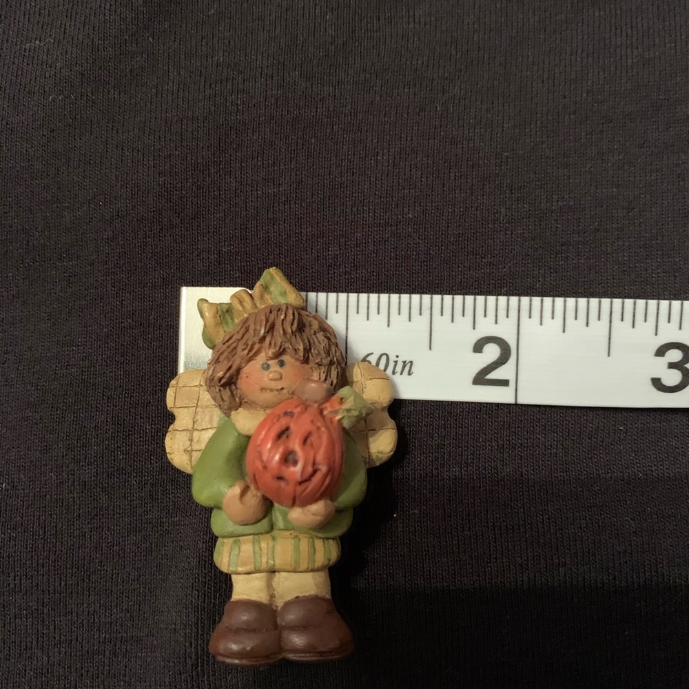 Fall Pin ๐๐ - Picture 2 of 8
